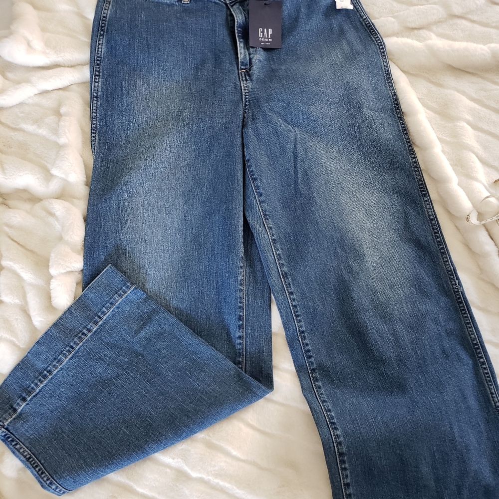 Gap High Rise Wide Leg Crop Jeans